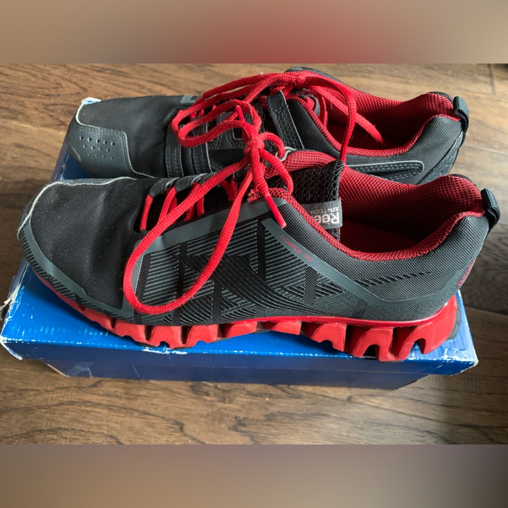 REEBOK SHOES